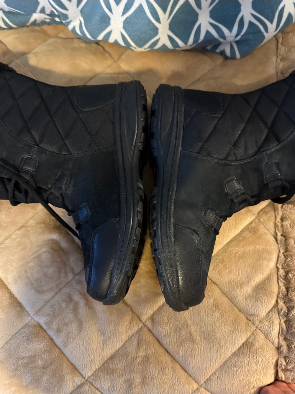 Columbia Ice Maiden II Women's Black Faux-Fur Lace-Up Winter Boots - Picture 10 of 11